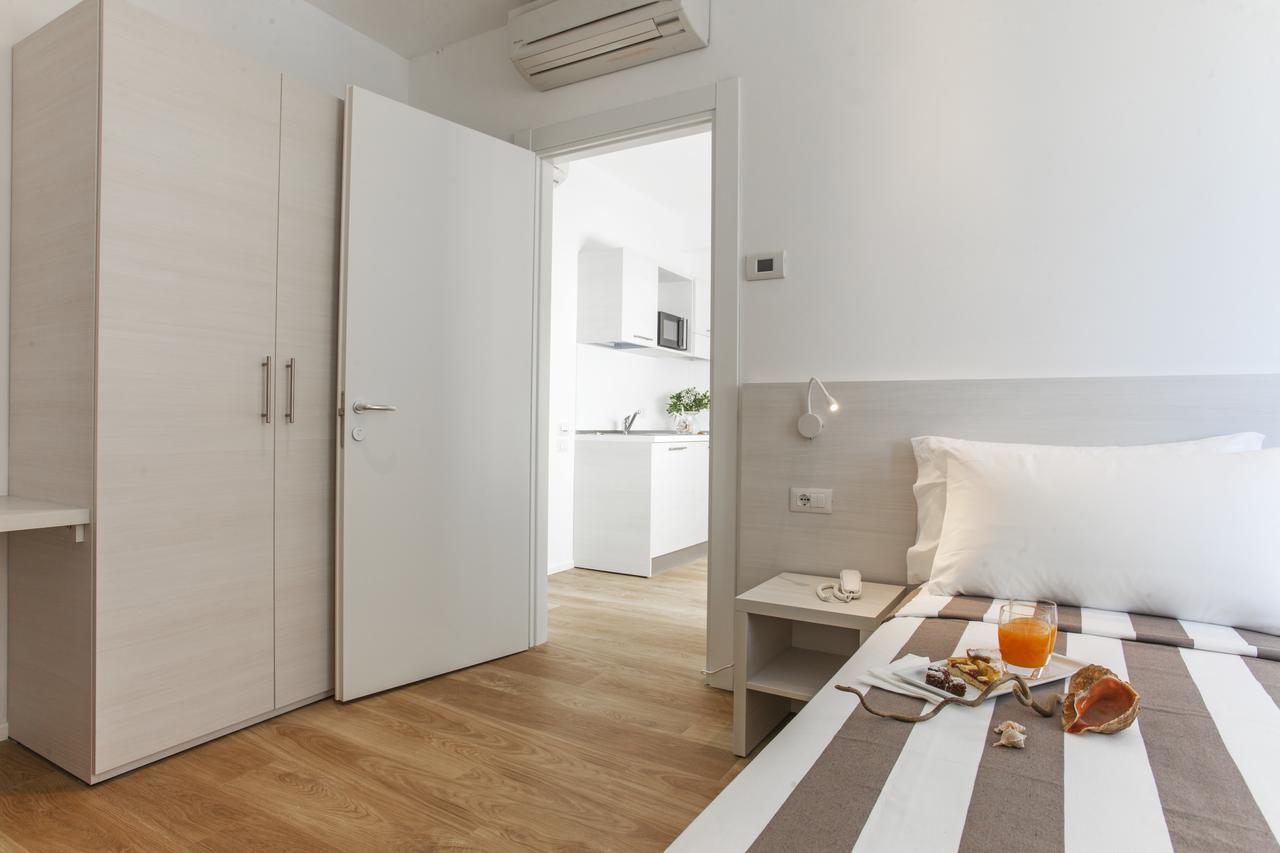 Hotel Houston Suites Rimini Kültér fotó