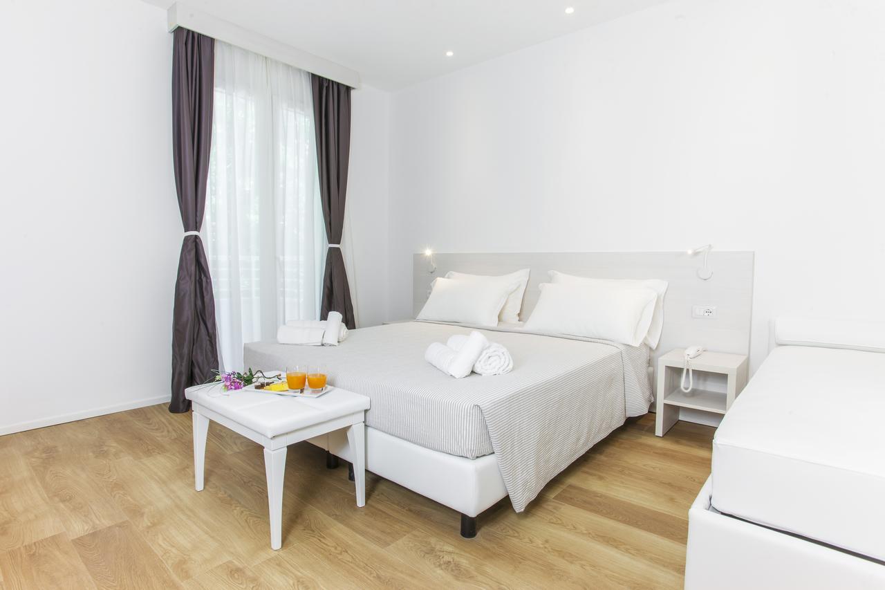 Hotel Houston Suites Rimini Kültér fotó
