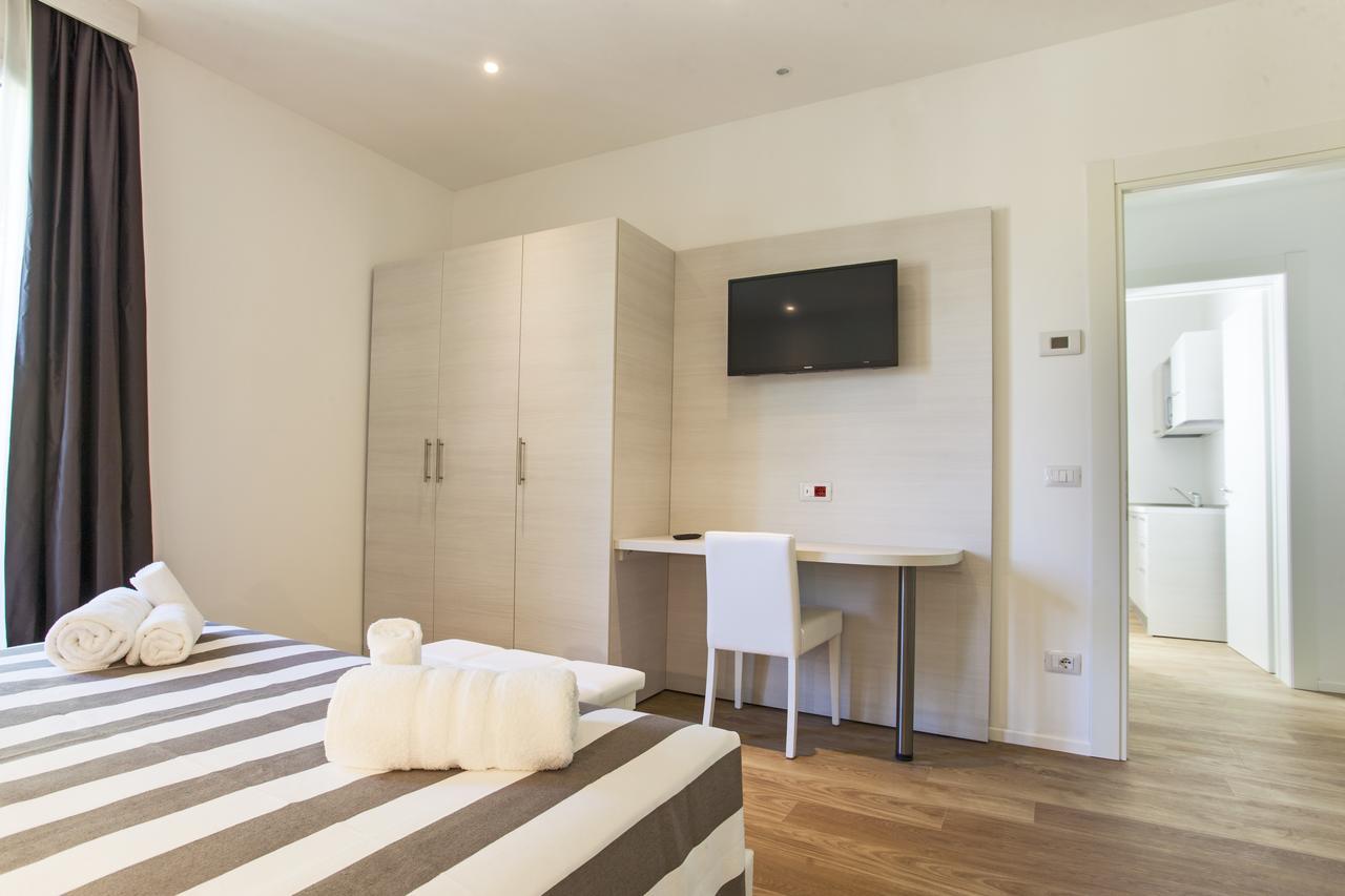 Hotel Houston Suites Rimini Kültér fotó