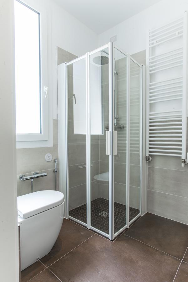 Hotel Houston Suites Rimini Kültér fotó