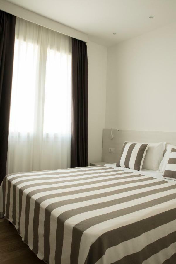 Hotel Houston Suites Rimini Kültér fotó